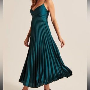 Abercrombie Pleated Dress